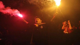 Erzincanda buz gibi havada Galatasaraylı taraftarların galibiyet coşkusu