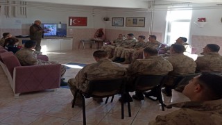 Erzincanda jandarma personeline avcılık mevzuatı eğitimi verildi