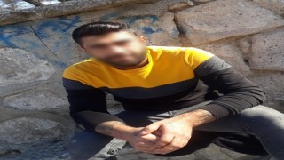 Eşini ve kayınpederini tüfekle yaraladı