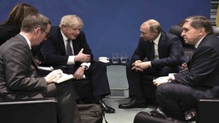 Eski İngiltere Başbakanı Johnson: Putin beni füze ile tehdit etti