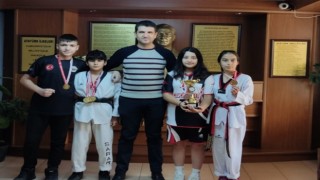 Eskişehir Ticaret Borsası Ortaokulunun yıldızları başarıdan başarıya koşuyor