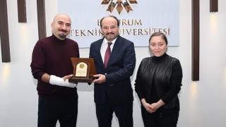 ETÜ kurumsal iletişim ve tanıtım direktörlüğünde devir teslim töreni düzenlendi