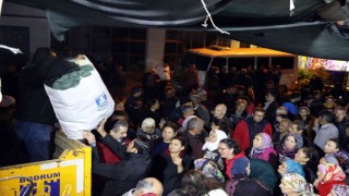 Evlerde üretilen halıların ipi, belediyeden