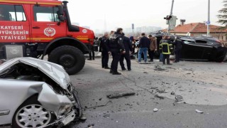 Feci kazada can pazarı: 4 yaralı