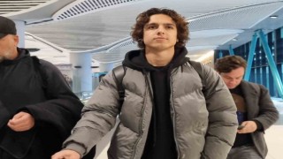Fenerbahçenin yeni transferi Emre Demir İstanbula geldi