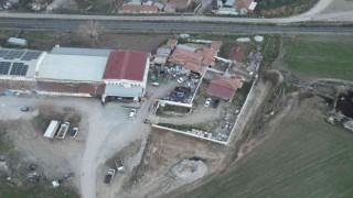 Fıkra gibi olay: Boş arazilere bina inşa eden yaşlı kadın, senelerce kira tahsilatı yaptı