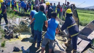 Filipinler Hava Kuvvetlerine ait uçak tarlaya düştü: 2 ölü