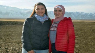 Filistinli turistler 20 bin yıllık buzulların yer aldığı Cilo Dağlarına hayran kaldı