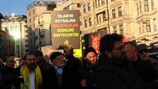 Fransız karikatür dergisi İstanbulda protesto edildi