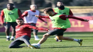Galatasarayda Maoru Icardi takımla çalışmalara başladı