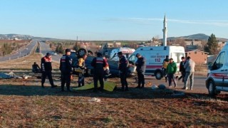 Gaziantepte öğrenci servisi ile bir araç çarpıştı: 1 ölü, 12 yaralı