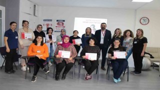 Gebe okulu projesi ile anne adaylarına eğitim verildi