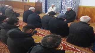 Gedizde “Ailece camideyiz, milletçe duadayız” sabah namazı buluşması