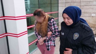 Genç kadın para kutusundan hırsızlıktan gözaltına alındı