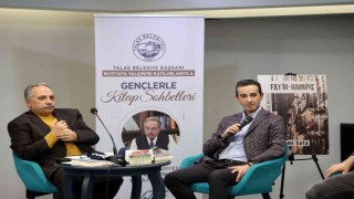 Gençlerle kitap sohbetleri yeni yılda da devam