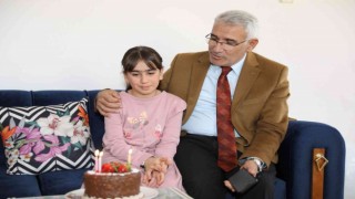 Güder: “Yetim gülerse dünya güler”