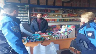 Hakkari polisi bilgilendirme çalışmalarını sürdürüyor