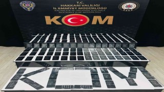 Hakkaride 230 adet cep telefonu ele geçirildi