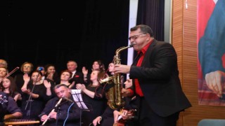 Halk Korosundan muhteşem performans