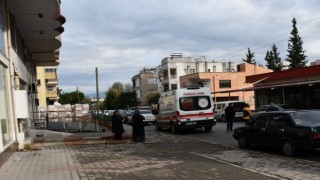 Hatayda 4 çocuk annesi, apartman boşluğuna düşerek öldü