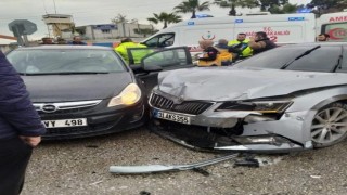 Hatayda trafik kazası: 1 ölü, 2 yaralı
