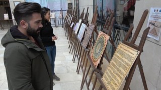 Hattat Ahmed Şemseddin Karahisari ‘Hat Örnekleri Sergisi sanatseverlerin beğenisine sunuldu