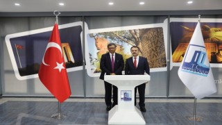 Hindistanın Ankara Büyükelçisi Virander Paul, Vali İlhami Aktaşı ziyaret etti