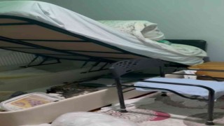 Hırsızları kapısını kırarak girdikleri gurbetçinin evini talan etti