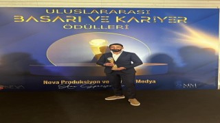Hollandada Oltu Cağ kebabı ile yılın en iyi restaurant ödülünü aldı