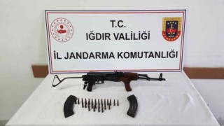 Iğdırda silah ve mühimmatı ticaretine yönelik operasyon: 1 gözaltı