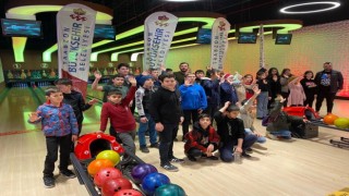 İlçelerdeki öğrenciler bowling ile tanıştı