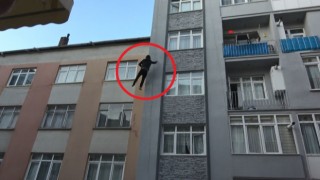 İntihara teşebbüs ettiği binadan bilincini kaybedip düştü