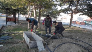 İsmail Hakkı Uzunçarşılı Parkında çevre düzenlemesi ve peyzaj çalışmaları