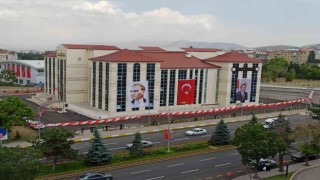 İsmail Saib Sencer İl Halk Kütüphanesi Müdürlüğü 600 bini aşkın materyal ile okurlara hizmet veriyor