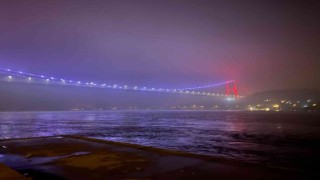 İstanbulda sis etkili olmaya devam ediyor