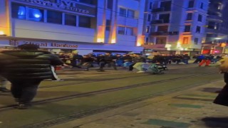 İstanbulda tekme, yumruk, sopa ve fırçalı kavgalar kamerada