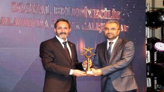 İstanbuldan Edremit Belediyesine anlamlı ödül