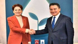 İYİ Parti lideri Akşener, DEVA Partisi Lideri Babacanı ziyaret etti