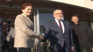 İYİ Parti lideri Akşener, Saadet Partisi Lideri Karamollaoğlunu ziyaret etti