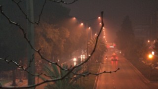 İzmirde hava kirliliği alarm veriyor: Dumanlar şehri kapladı