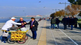 İzmirde sokak satıcıları artık zabıtadan kaçmayacak