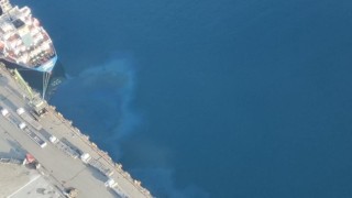 İzmit Körfezini kirleten gemilere 57 milyon lira ceza kesildi