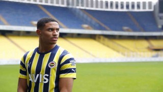 Jayden Oosterwolde resmen Fenerbahçede