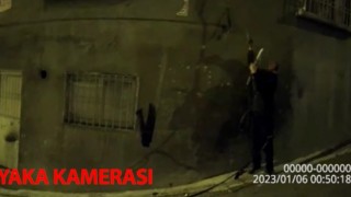 Kablo hırsızı bekçilere yakalandı