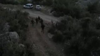 Kaçak avcı havadan takiple yakalandı