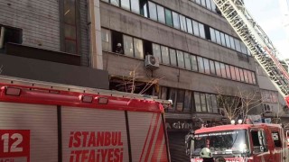 Kağıthanede restoranda yangın paniği