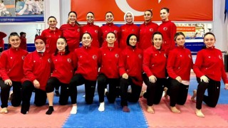 Kağıtsporlu karateciler, Yunanistanda altın madalya peşinde
