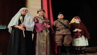 ‘Kahraman Türk Kadınları belgesel gösterisi öğrencilerle buluşmaya devam ediyor