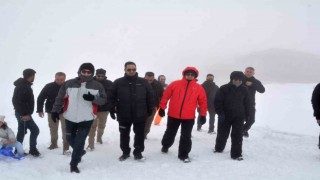 Kar sevinci yaşayan Vali Akbıyık: Dualarımız kabul oldu