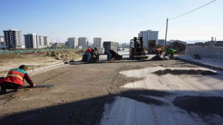 Karaköprüde yeni yollar kilitli parkeyle döşeniyor